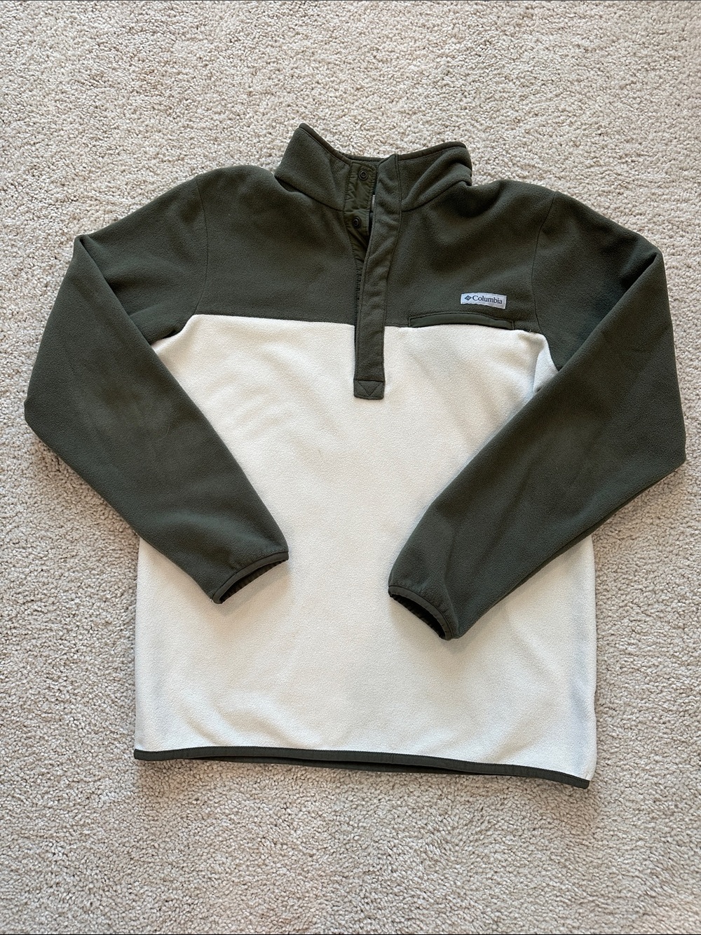 Columbia Olive Green and Cream Half-Snap Fleece Pullover